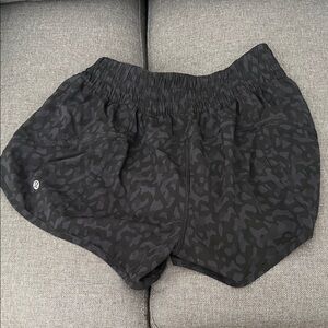 lululemon athletica Charcoal Patterned Women's Athletic Shorts